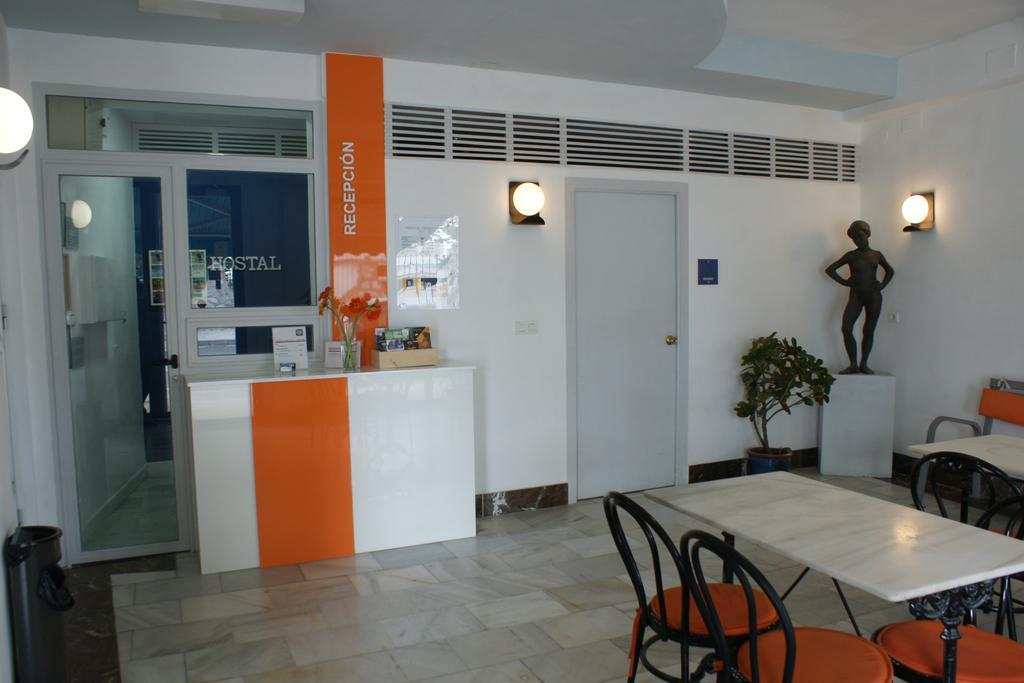 Hostal Puerto Beach Motril Buitenkant foto